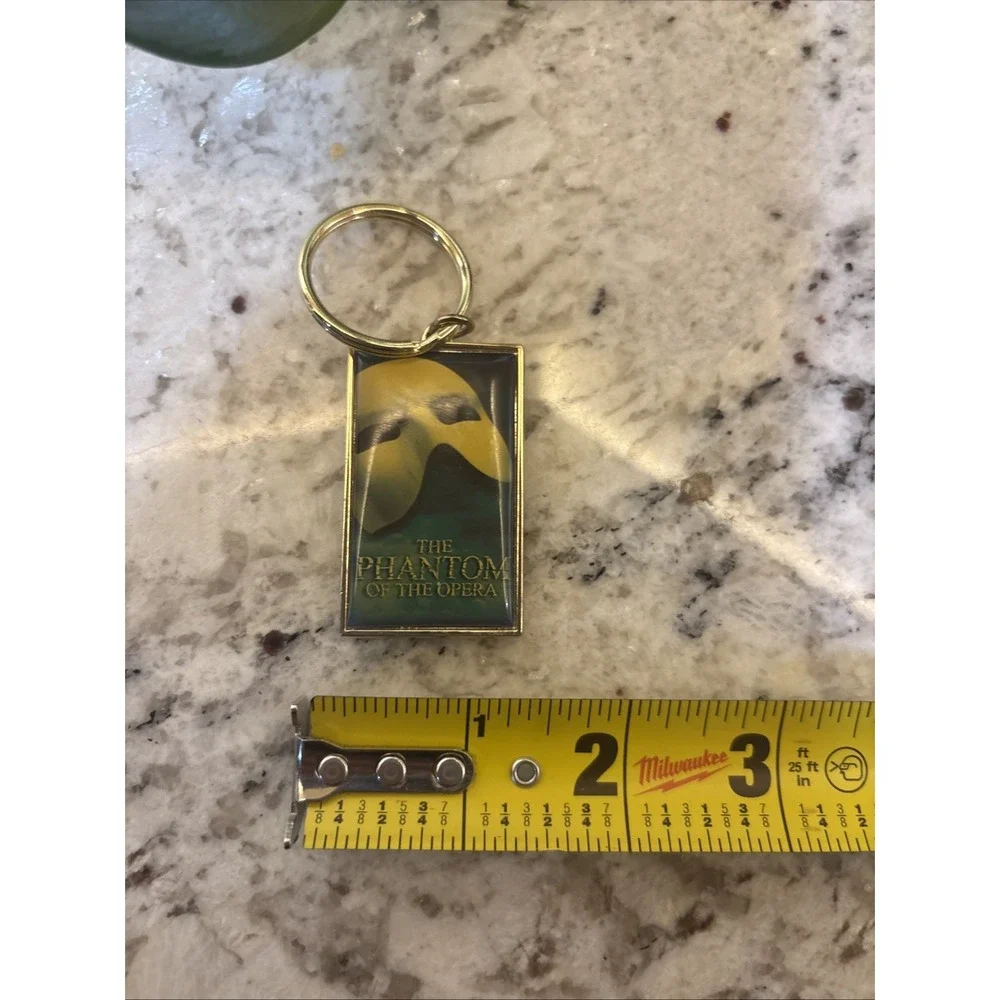 Andrew Lloyd Webber PHANTOM OF THE OPERA‎ C1986 Broadway Lacquered Key Chain